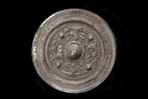 CVCSC 0395.A (4W) Immortal and beast mirror © Compton Verney, photo by Jamie Woodley